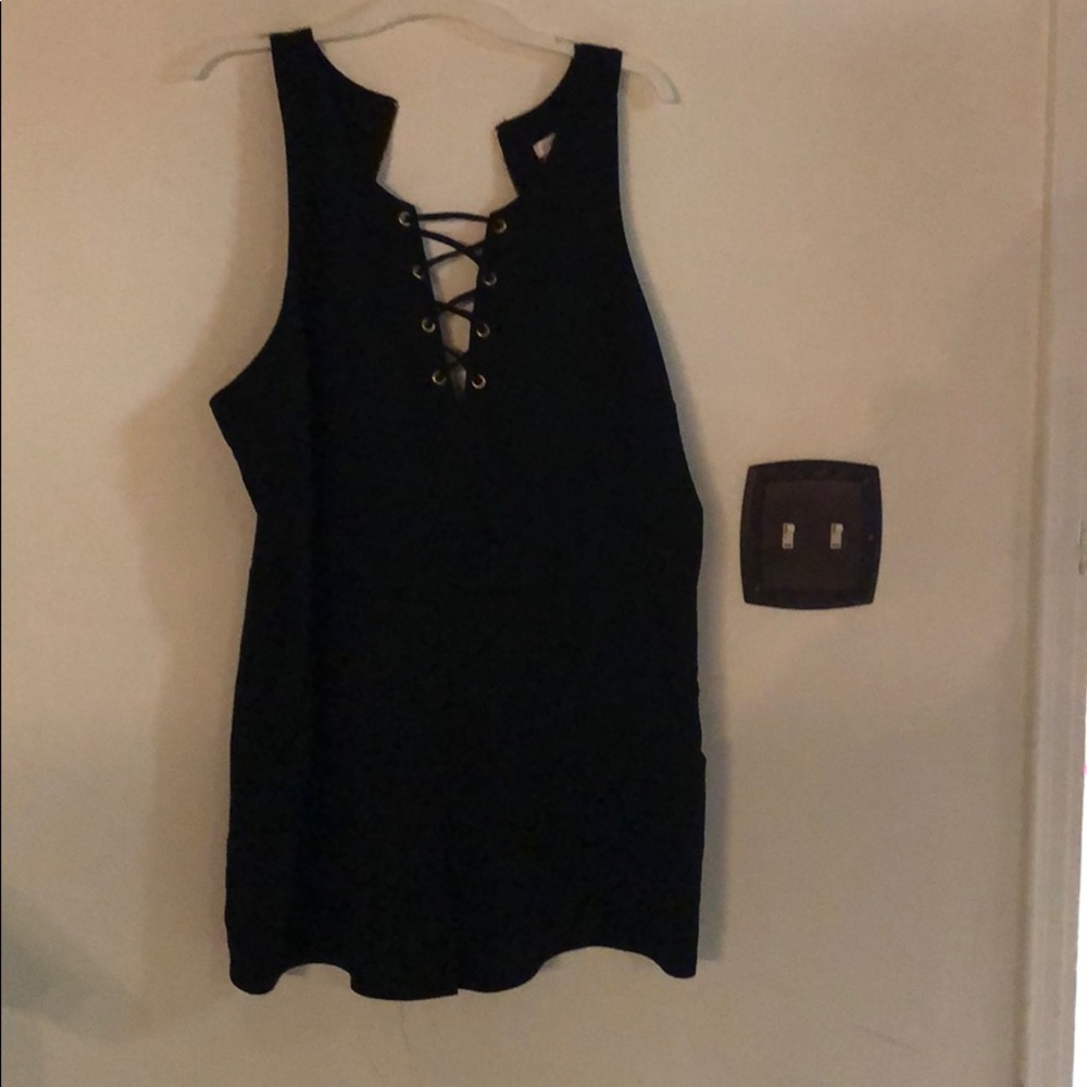 Short set - Picture 2 of 6